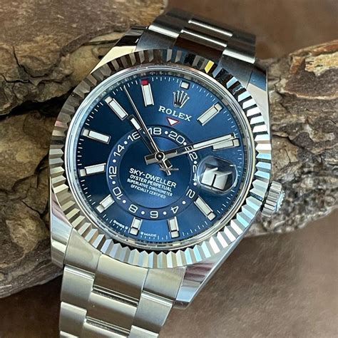 rolex sky dweller stahl blaues blatt|rolex sky dweller specs.